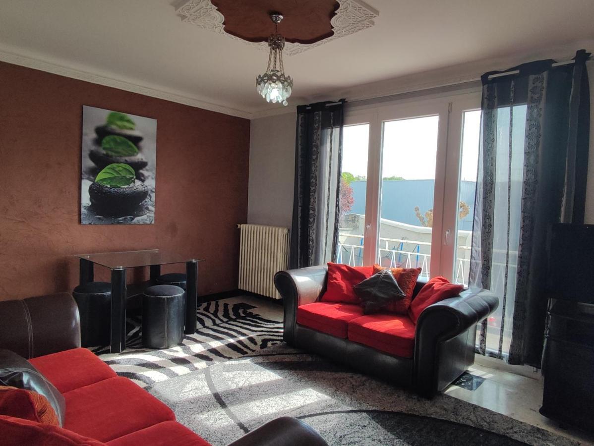 Agreable Appartement Familial Avec Jardin Blois Zewnętrze zdjęcie