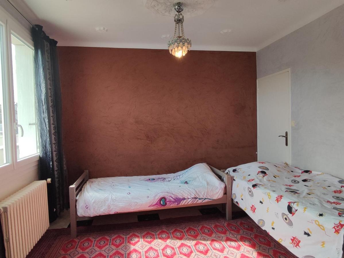 Agreable Appartement Familial Avec Jardin Blois Zewnętrze zdjęcie